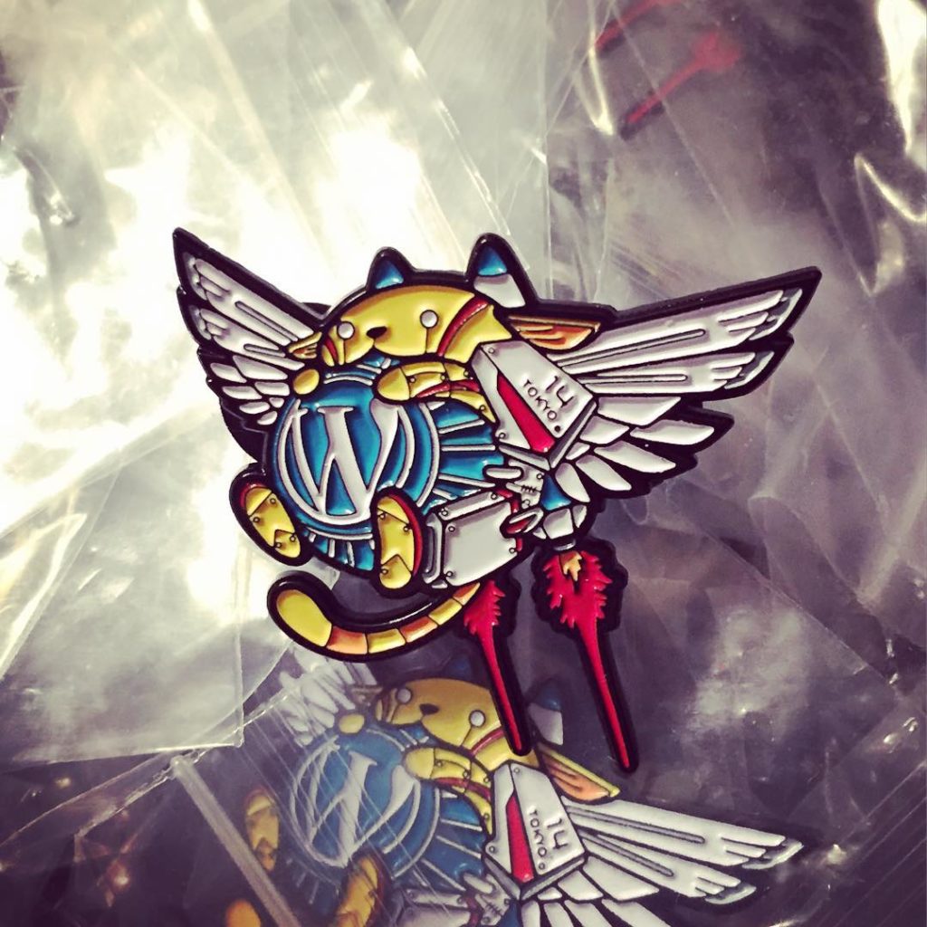 mecha wapuu pin